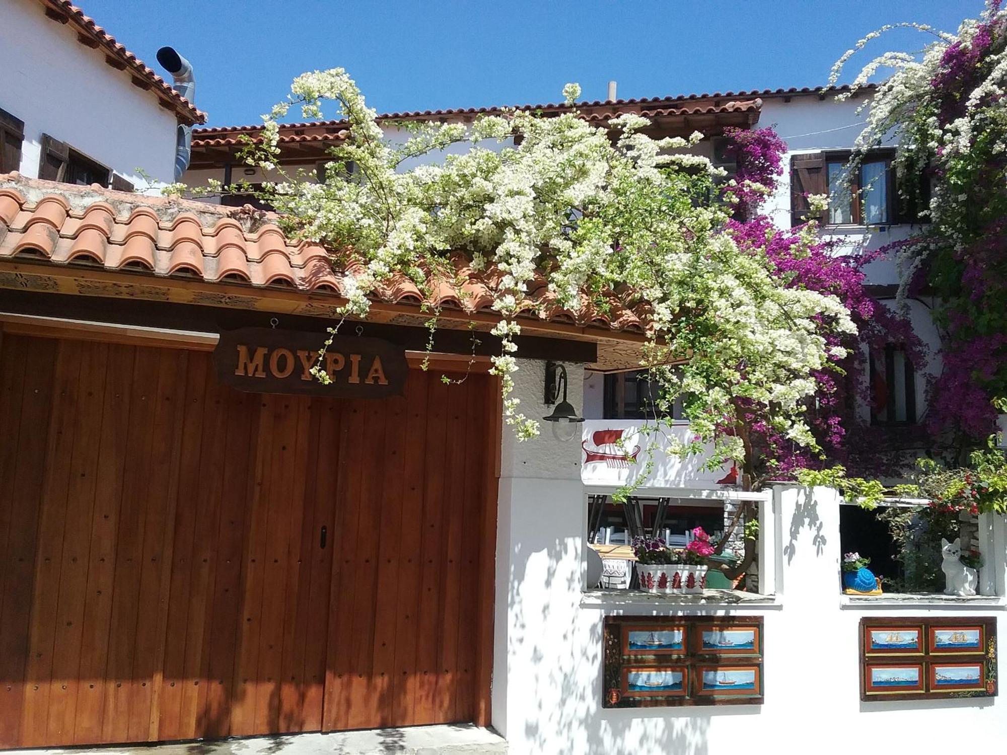 Mouria Hotel Skiathos Town Exterior photo